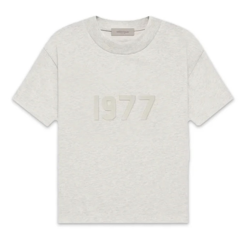 FEAR OF GOD Essentials 1977 T-Shirt in Light Oatmeal